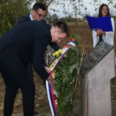 Visnjicevi dani 2023 - Polaganje vijenaca Medjasi