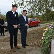 Visnjicevi dani 2023 - Polaganje vijenaca Medjasi