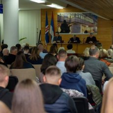Javna tribina Uspon nacizma